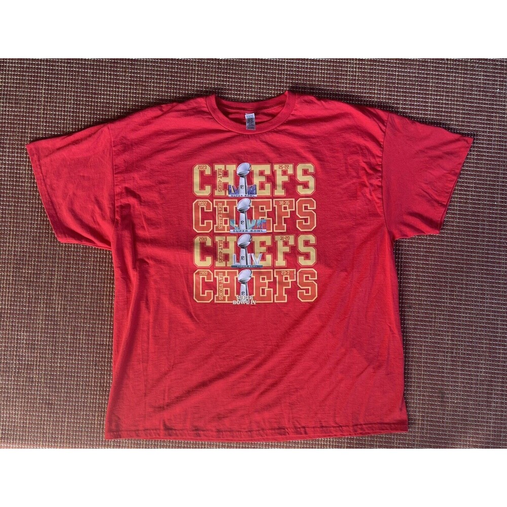 Kansas City Chiefs Superbowl Trophies Red Mens XXL Shirt